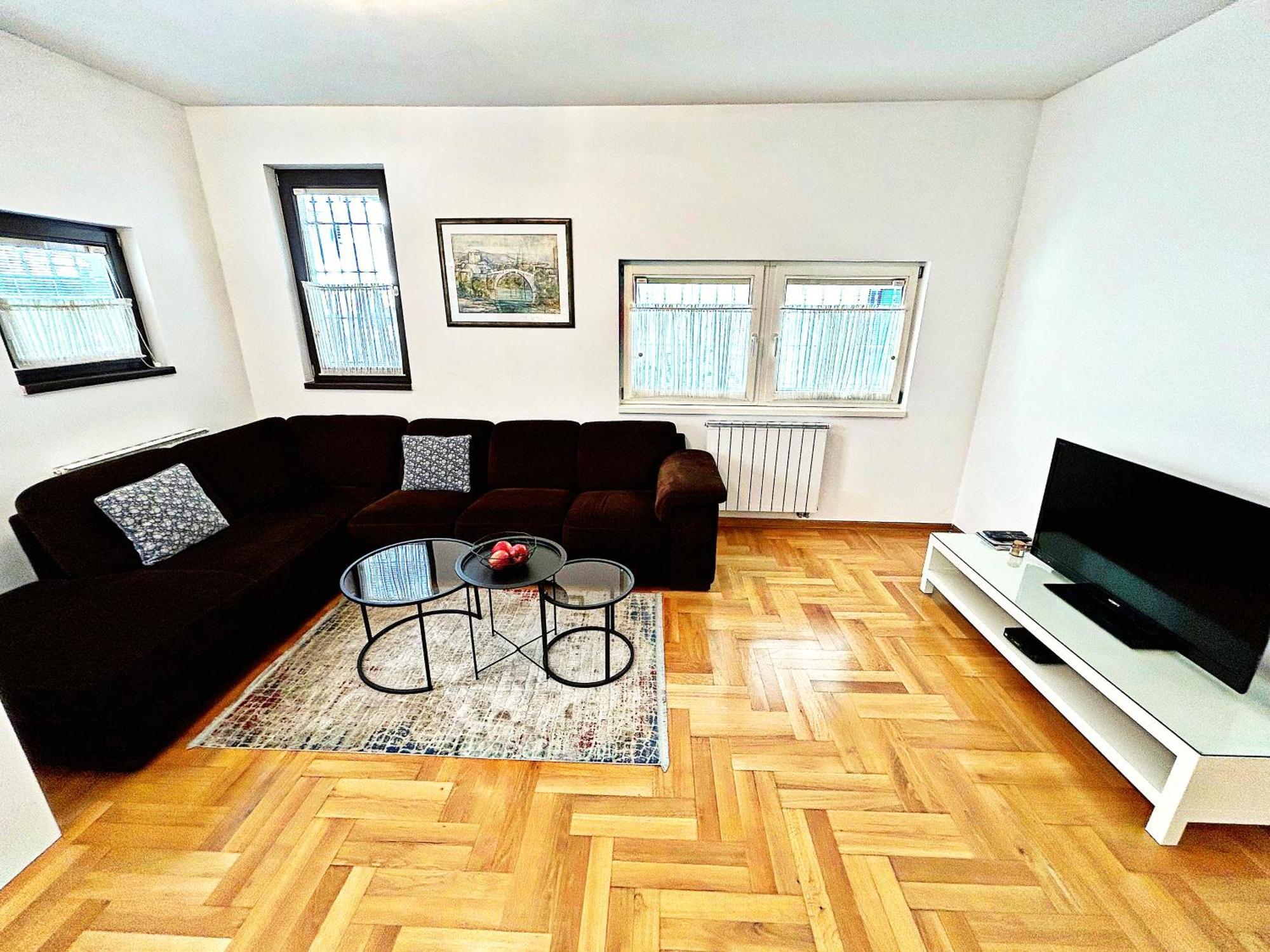 Luxapart Basca Old City Centar Free Parking SJJ Esterno foto