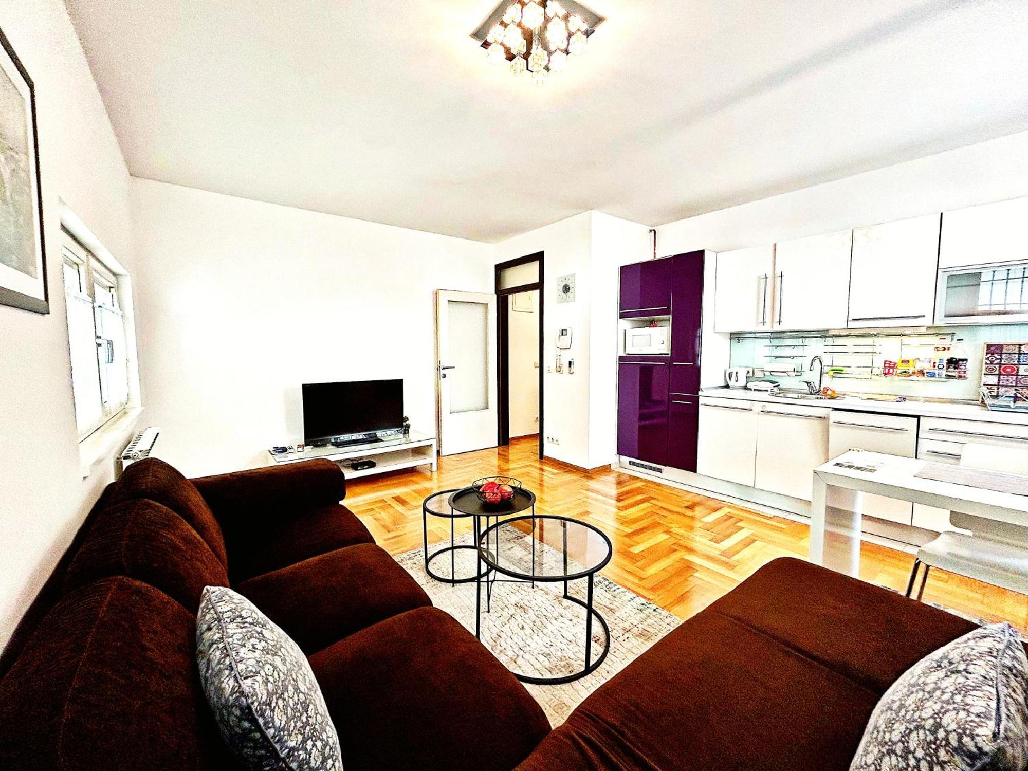Luxapart Basca Old City Centar Free Parking SJJ Esterno foto
